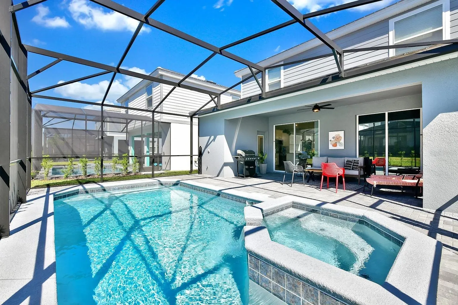 7200 OAKMOSS LOOP