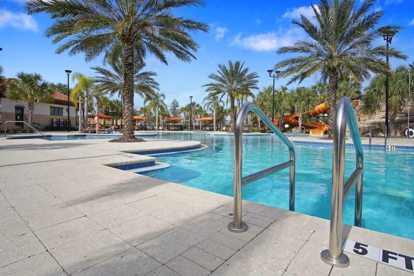 7200 OAKMOSS LOOP