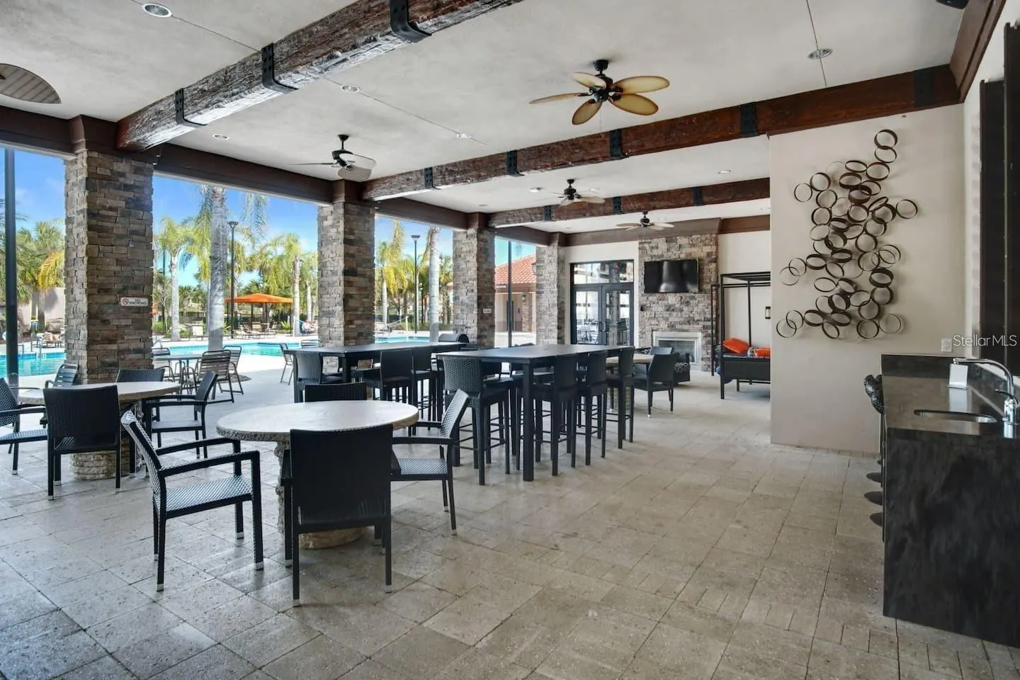 7200 OAKMOSS LOOP