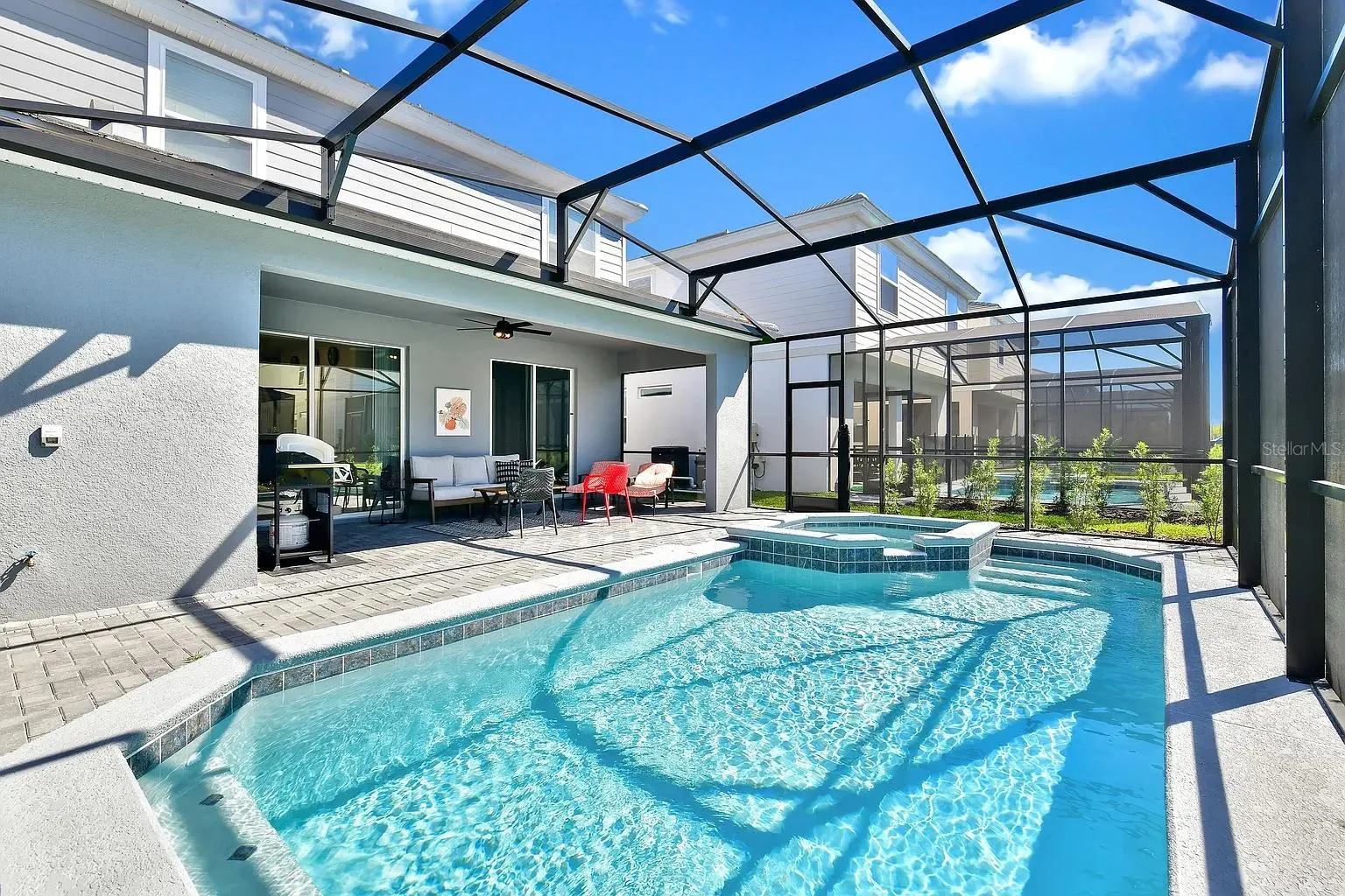 7200 OAKMOSS LOOP