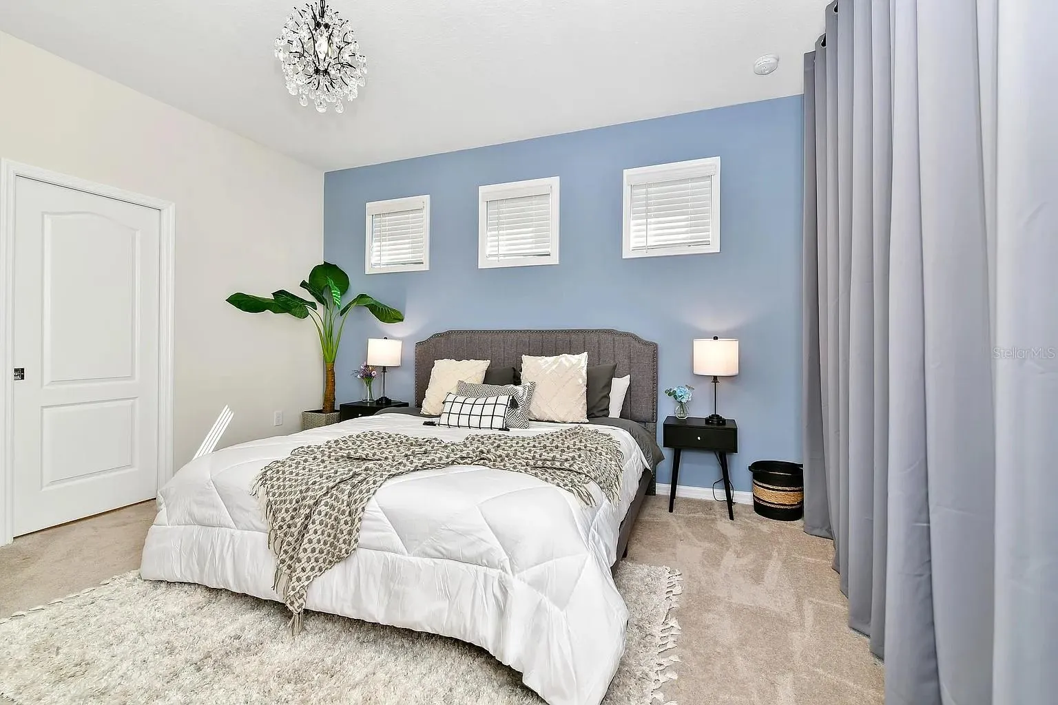 7200 OAKMOSS LOOP