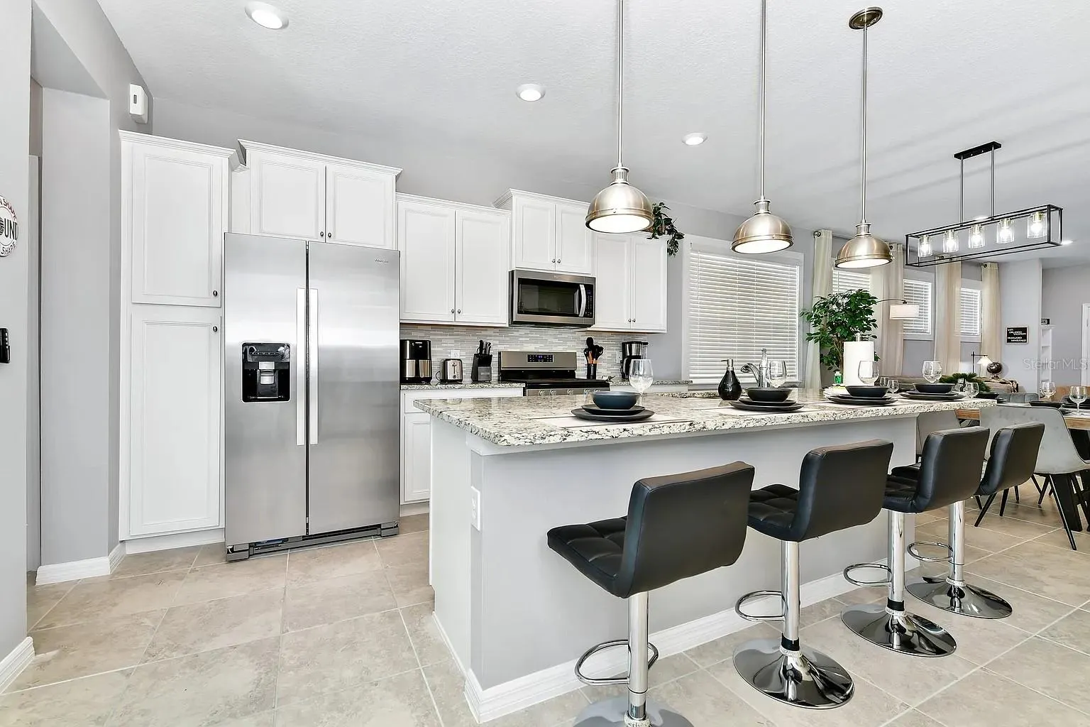 7200 OAKMOSS LOOP