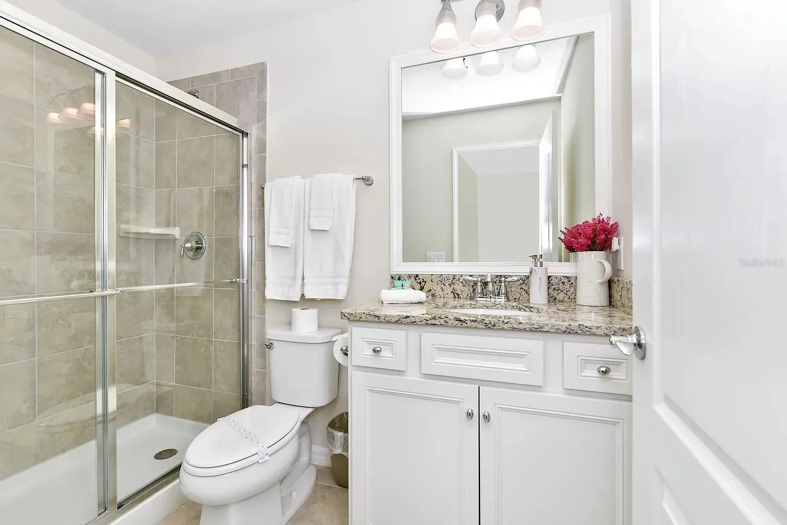 7200 OAKMOSS LOOP