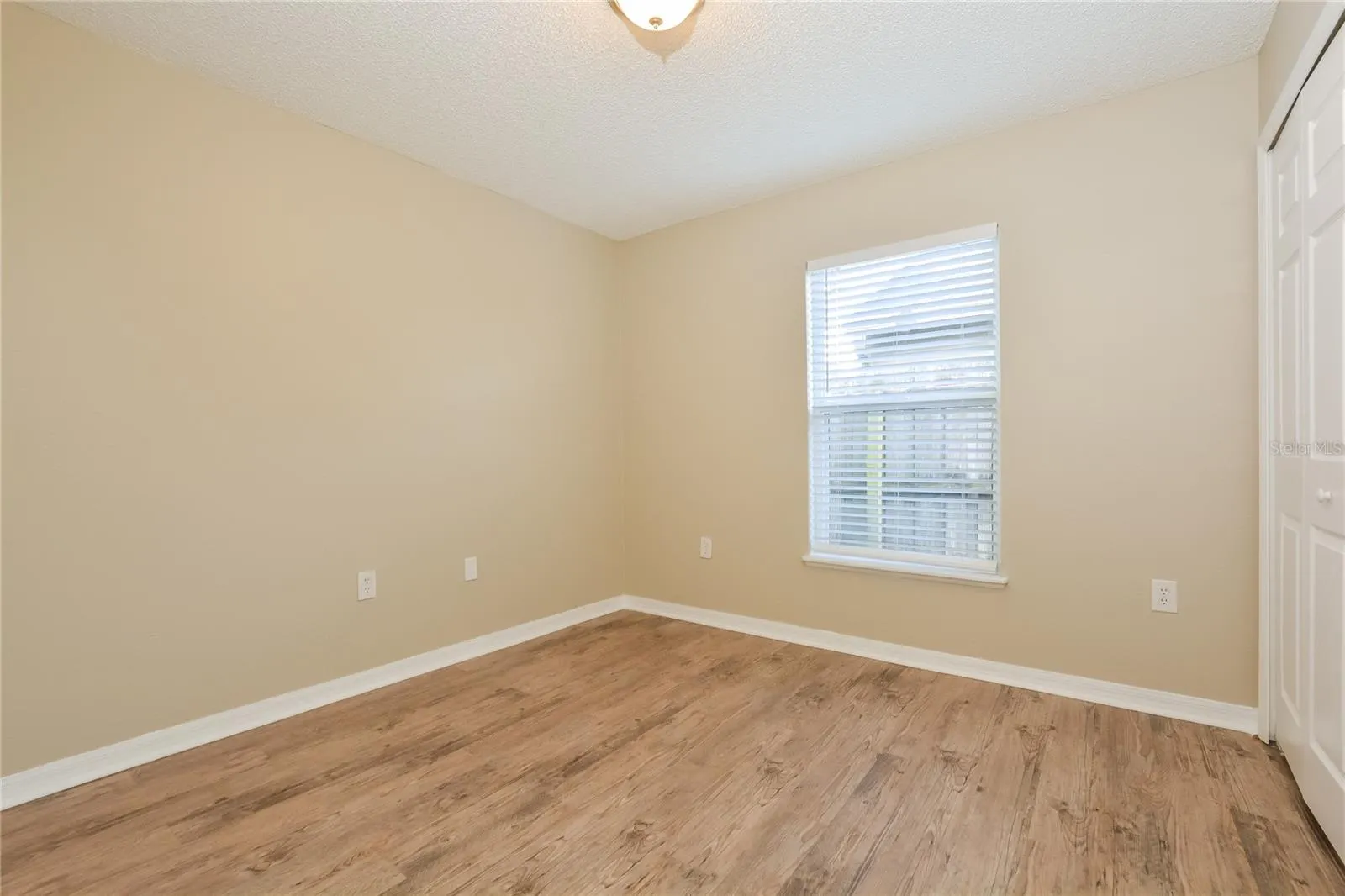 291 CHERRY LAUREL LN