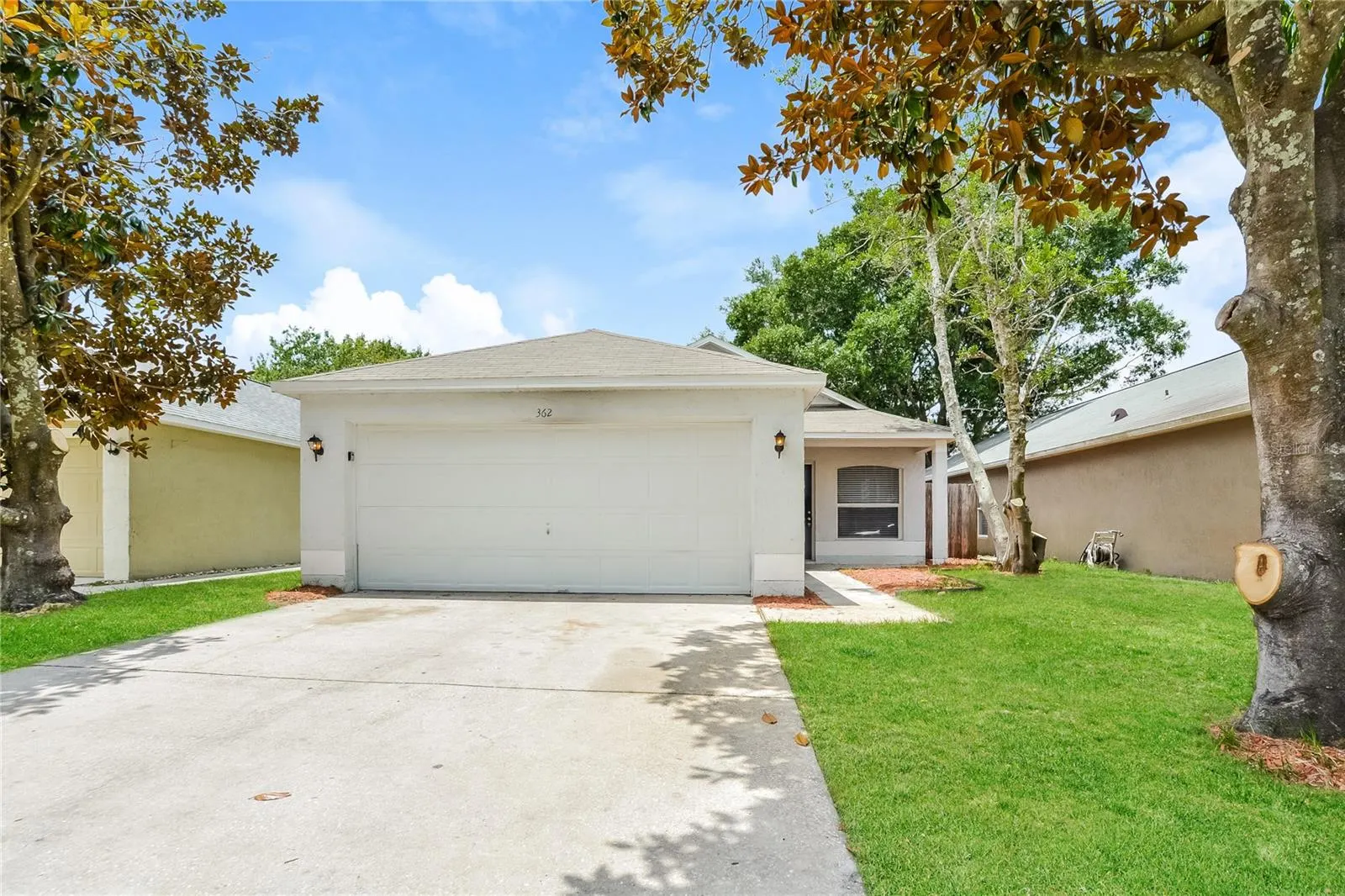 291 CHERRY LAUREL LN