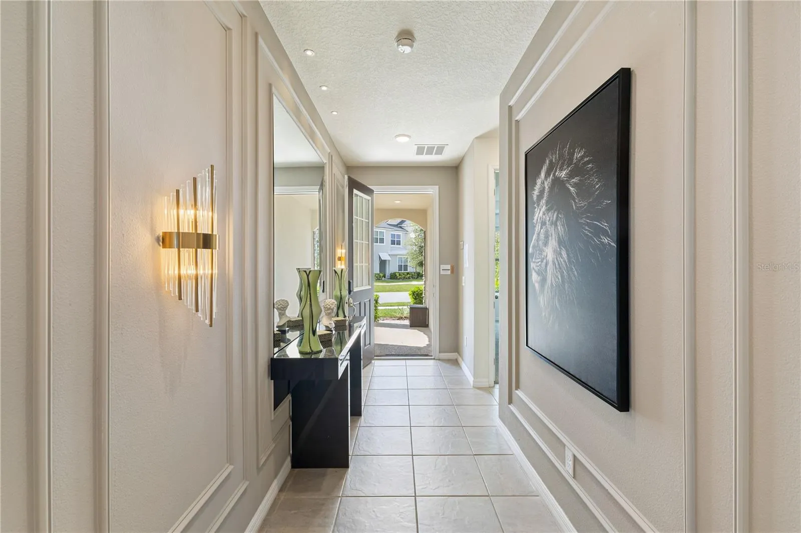 1779 TROPICAL PALMS CIR