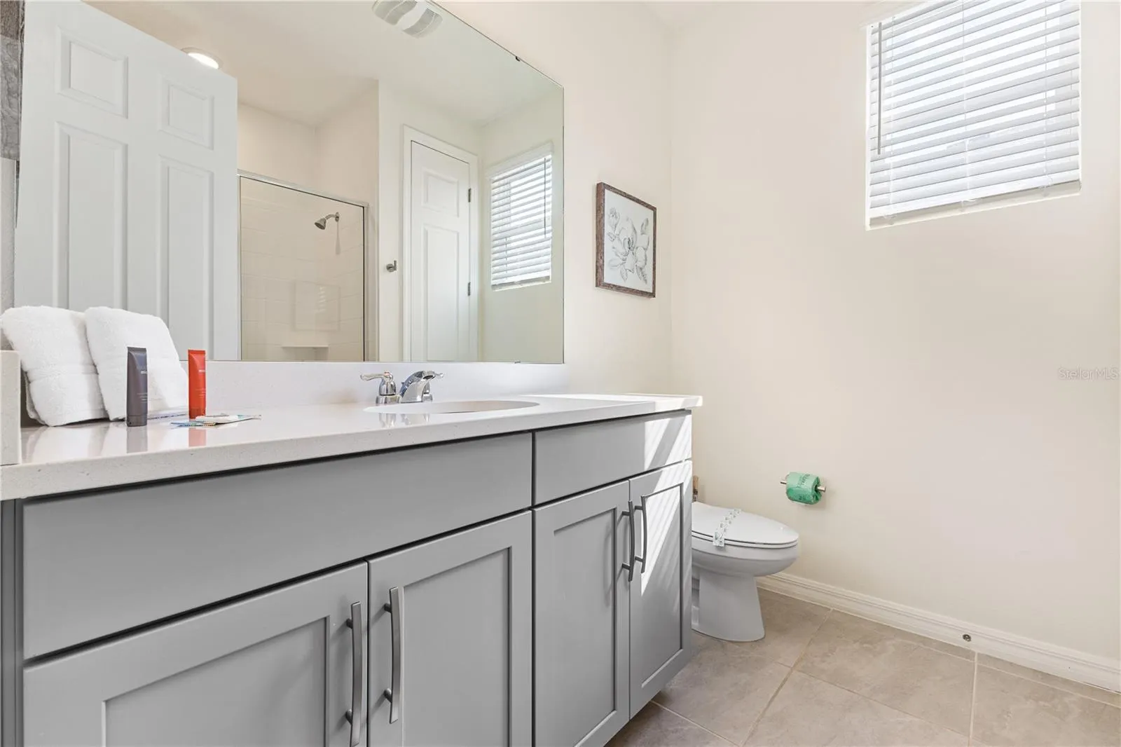 1779 TROPICAL PALMS CIR