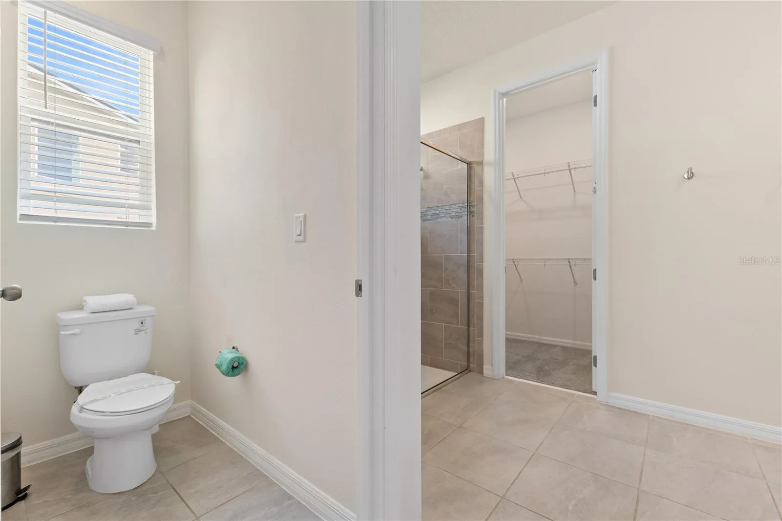 1779 TROPICAL PALMS CIR
