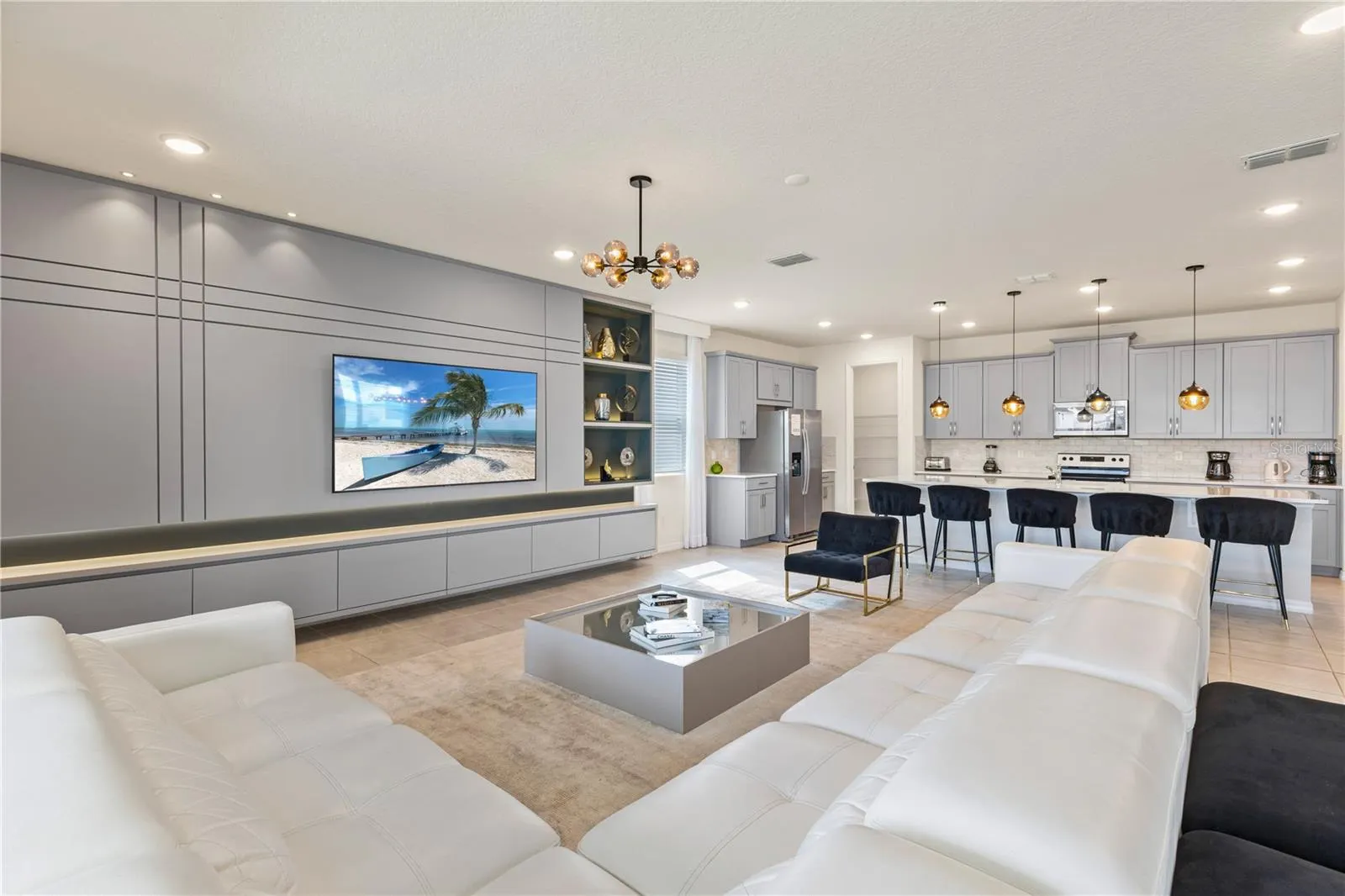 1779 TROPICAL PALMS CIR