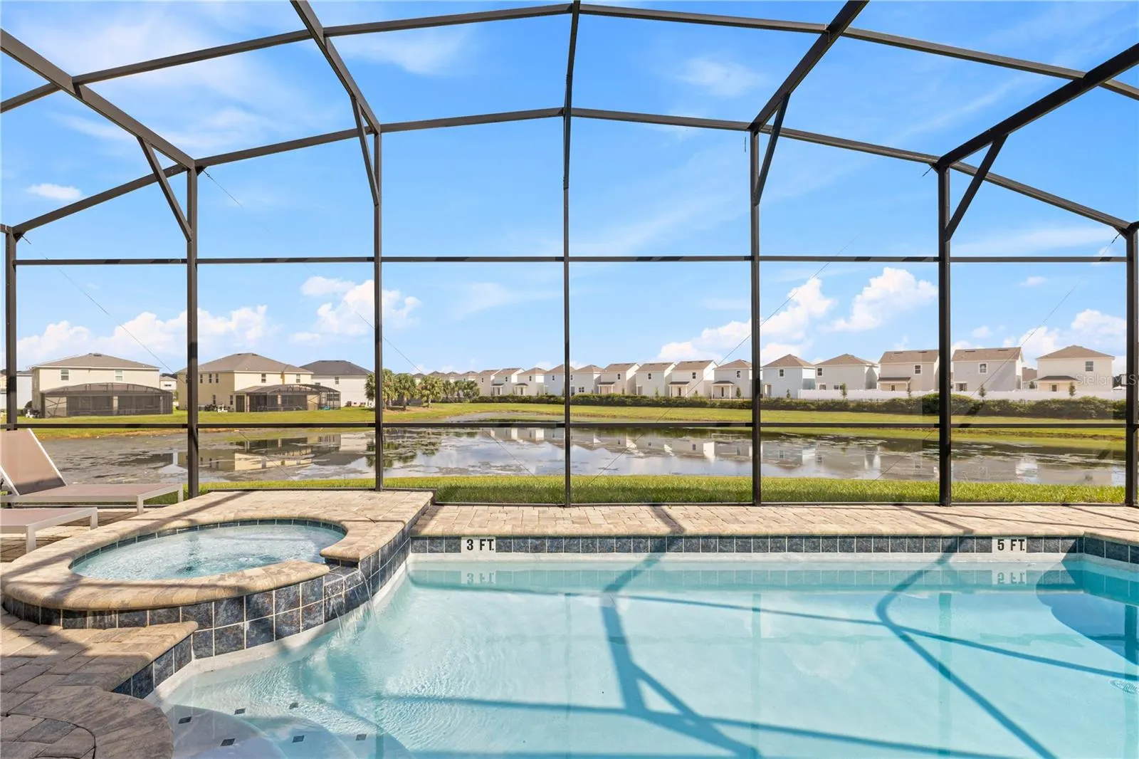 1779 TROPICAL PALMS CIR
