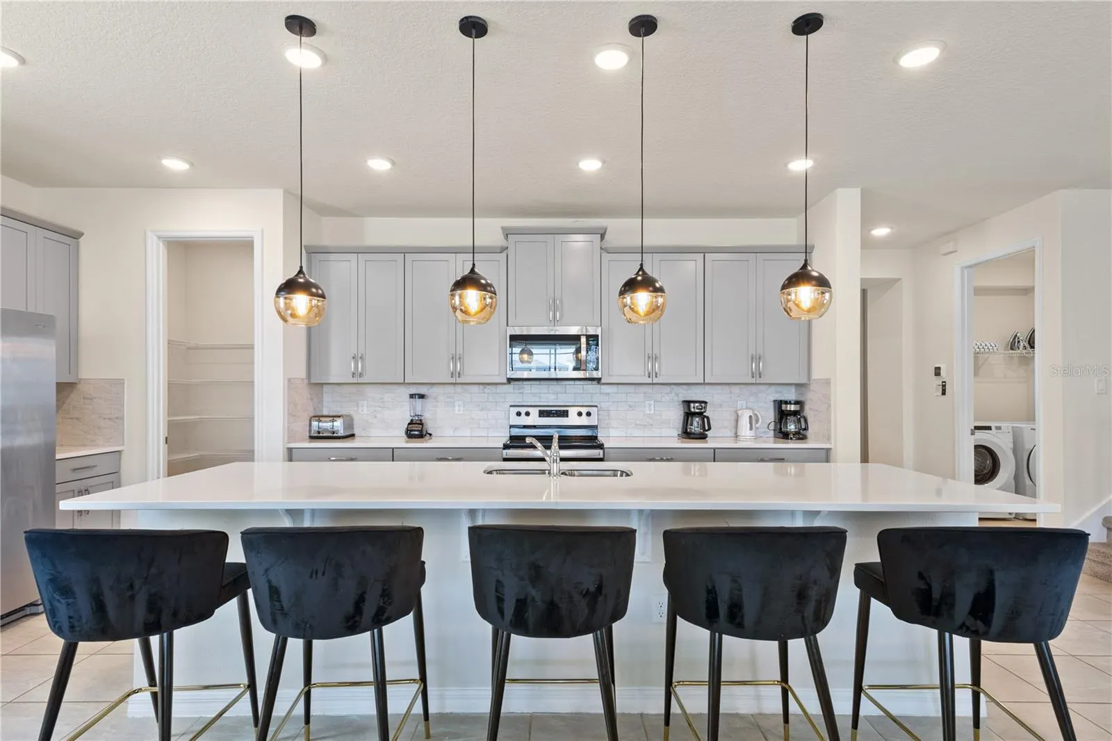 1779 TROPICAL PALMS CIR