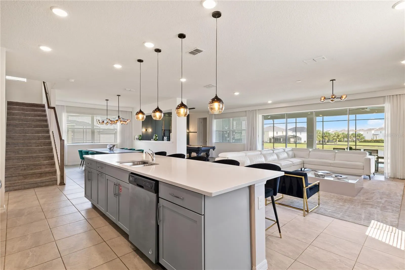 1779 TROPICAL PALMS CIR