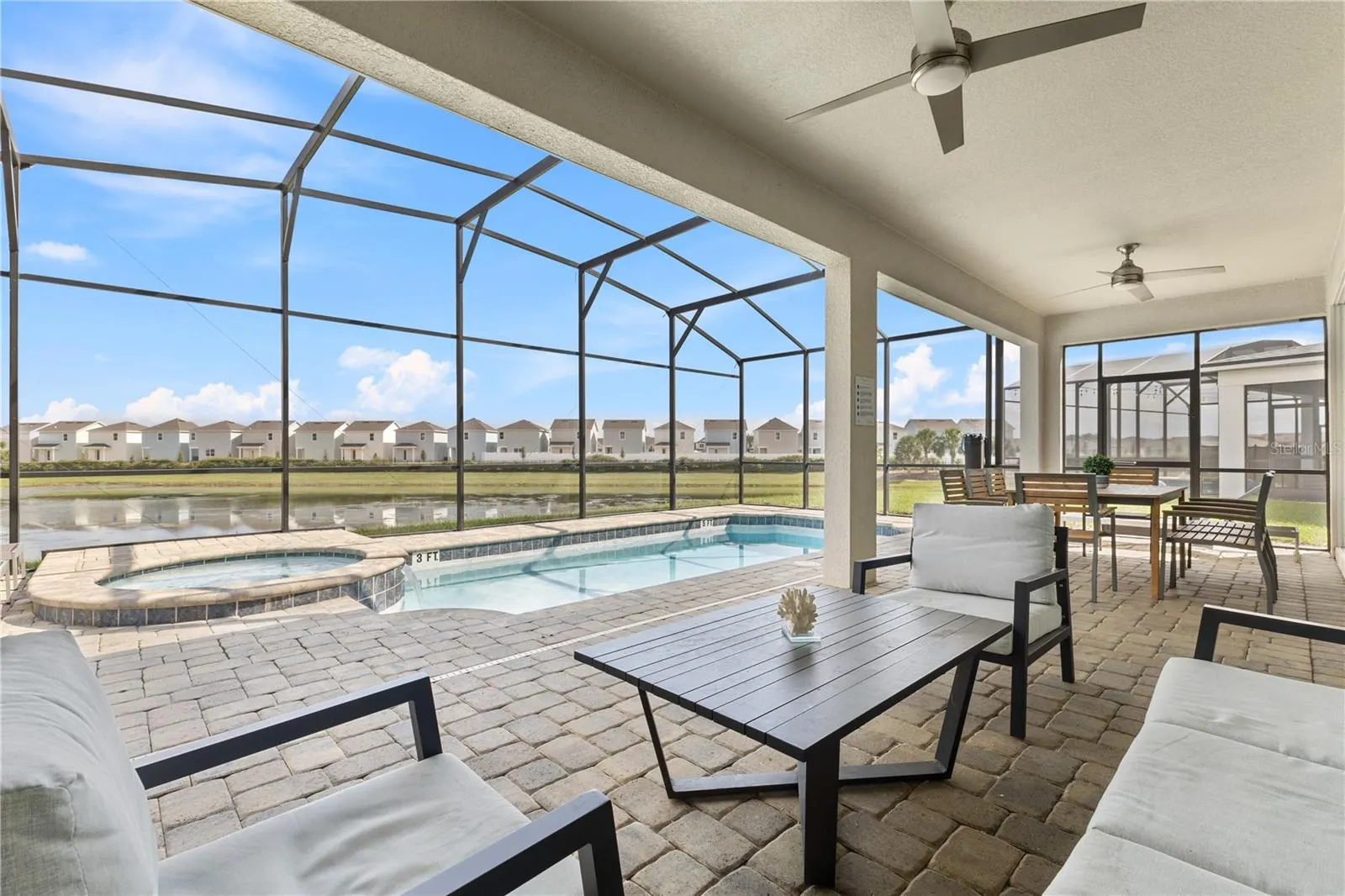 1779 TROPICAL PALMS CIR