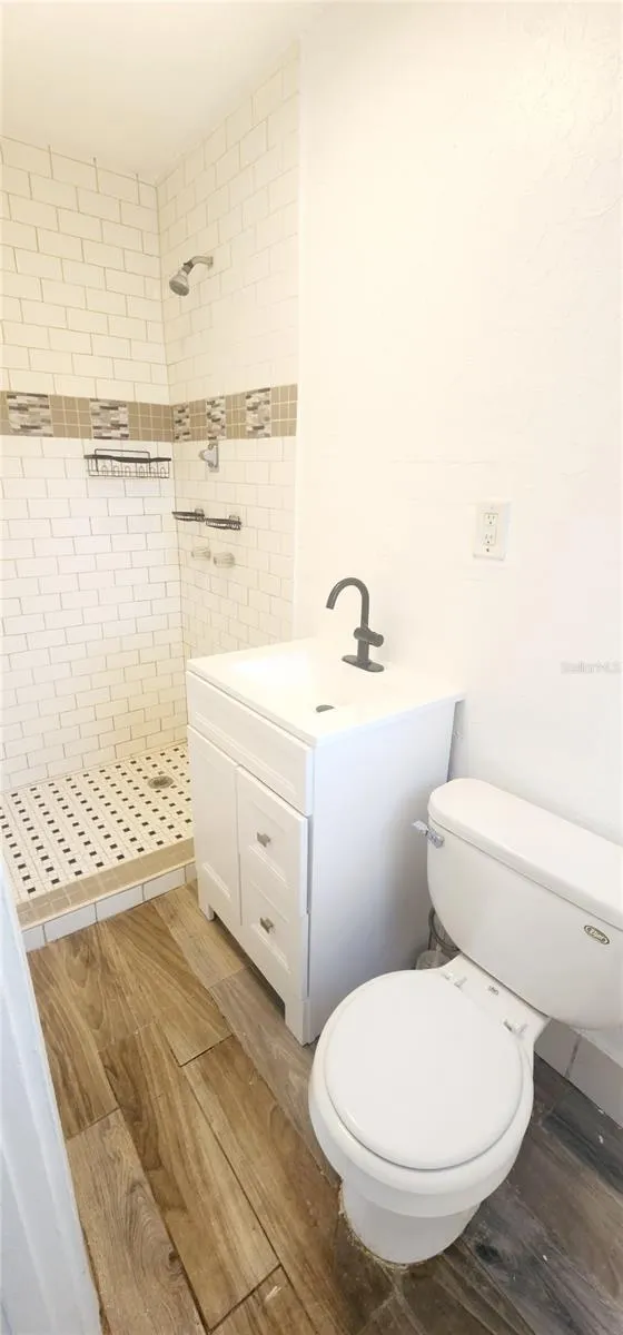 301 SE AVENUE B #4, #4