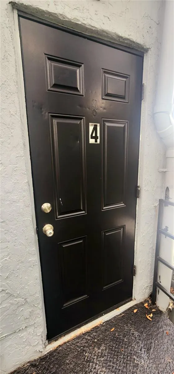 301 SE AVENUE B #4, #4