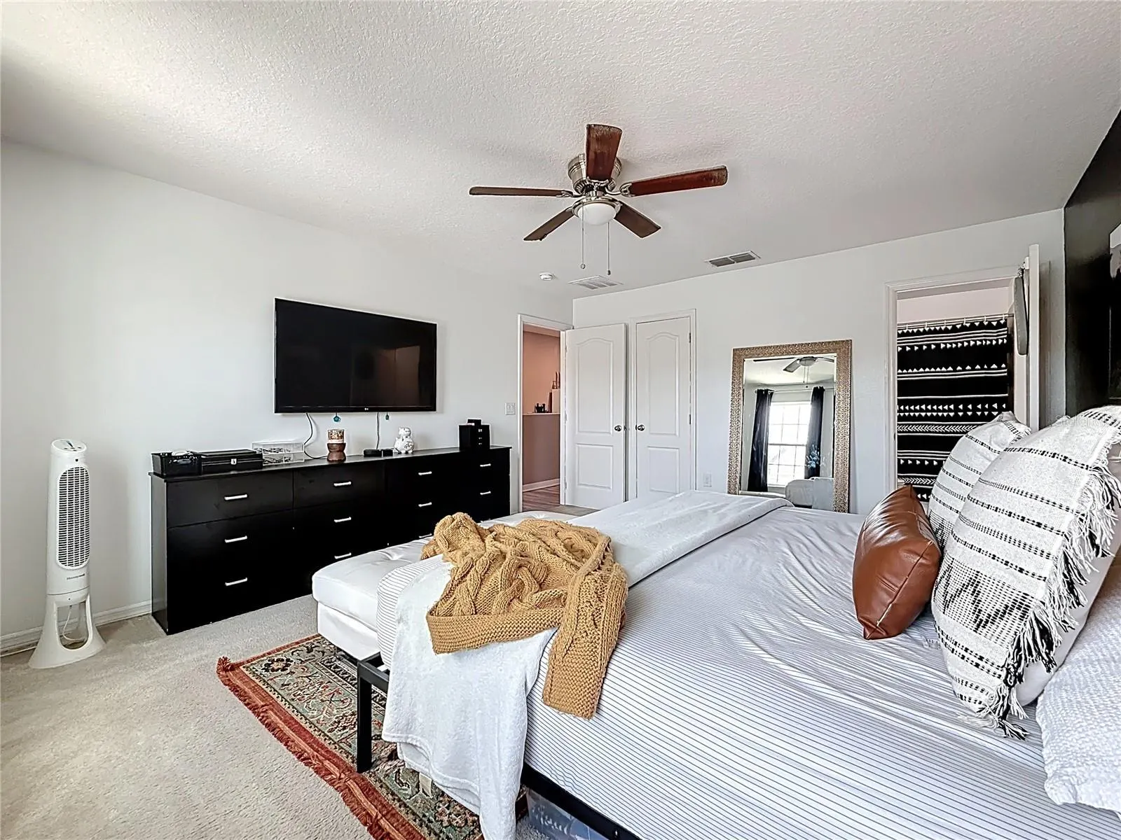 3745 WOODBURY HILL LOOP
