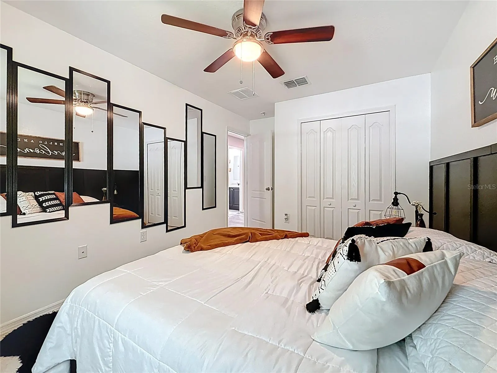 3745 WOODBURY HILL LOOP