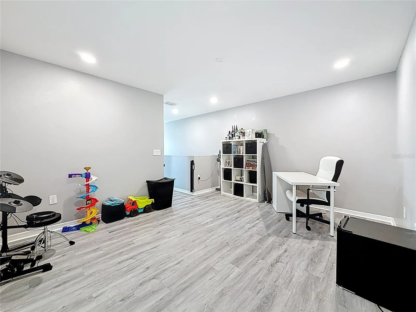 3745 WOODBURY HILL LOOP