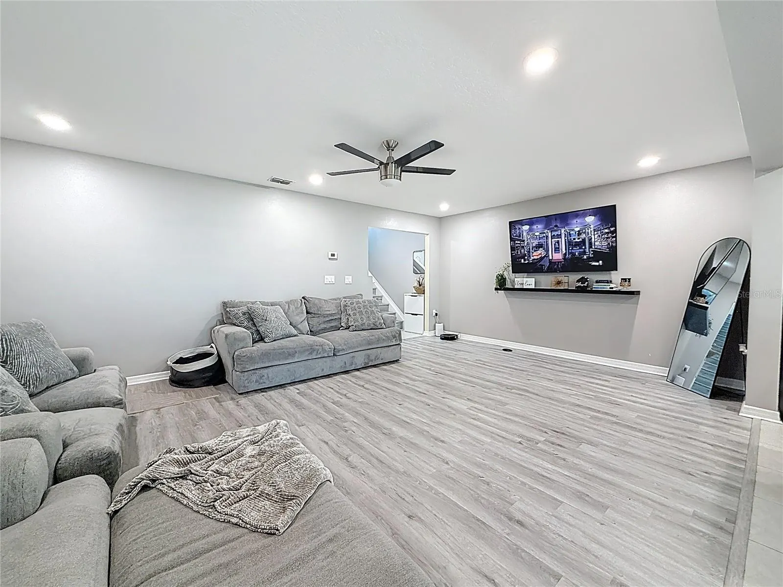 3745 WOODBURY HILL LOOP
