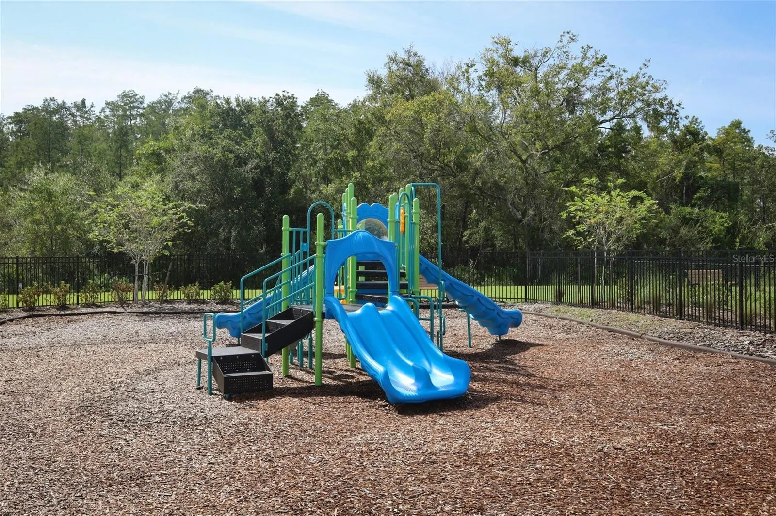 2618 SKYLINE LOOP