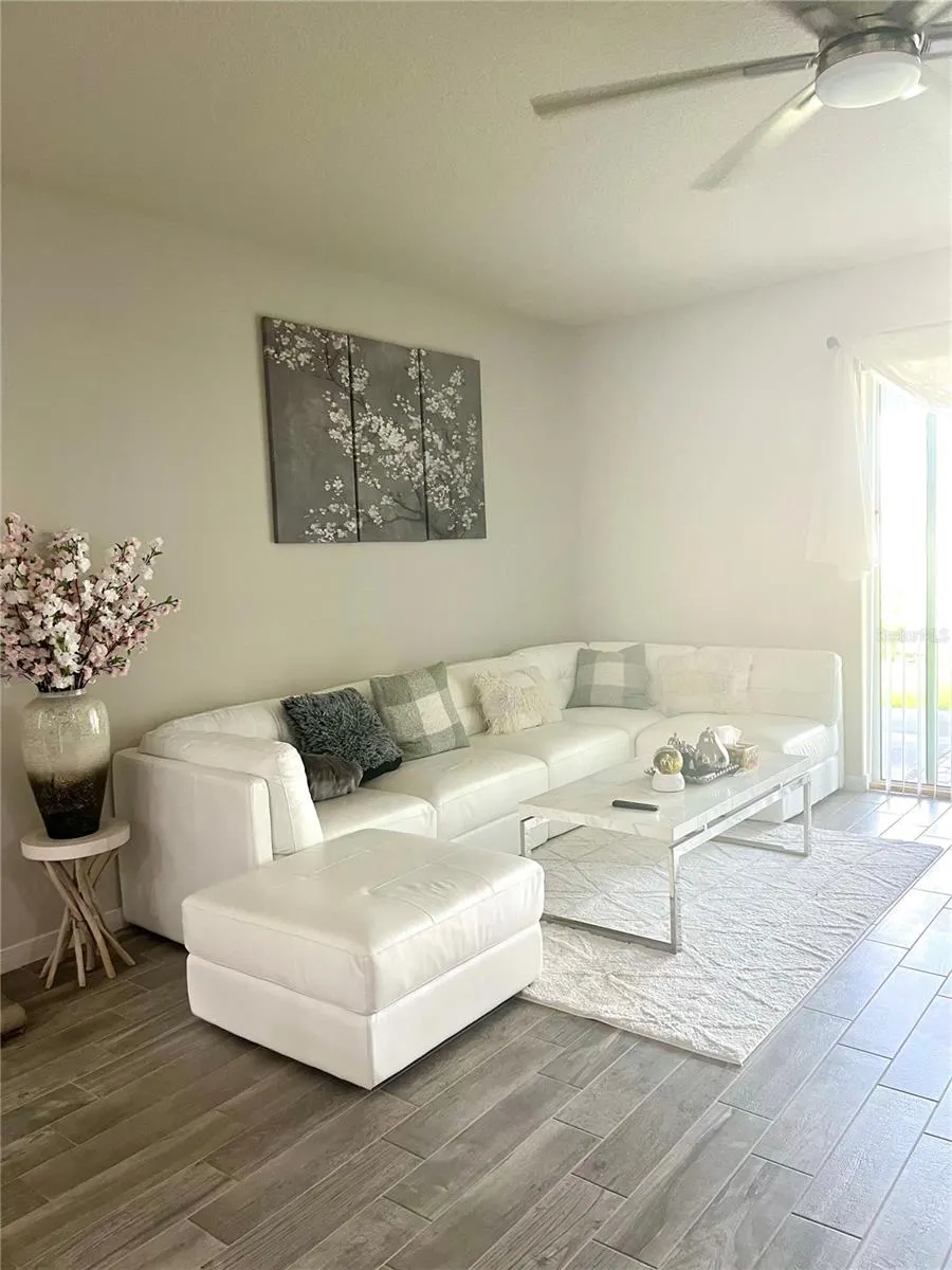 5664 ARBORVISTA DR