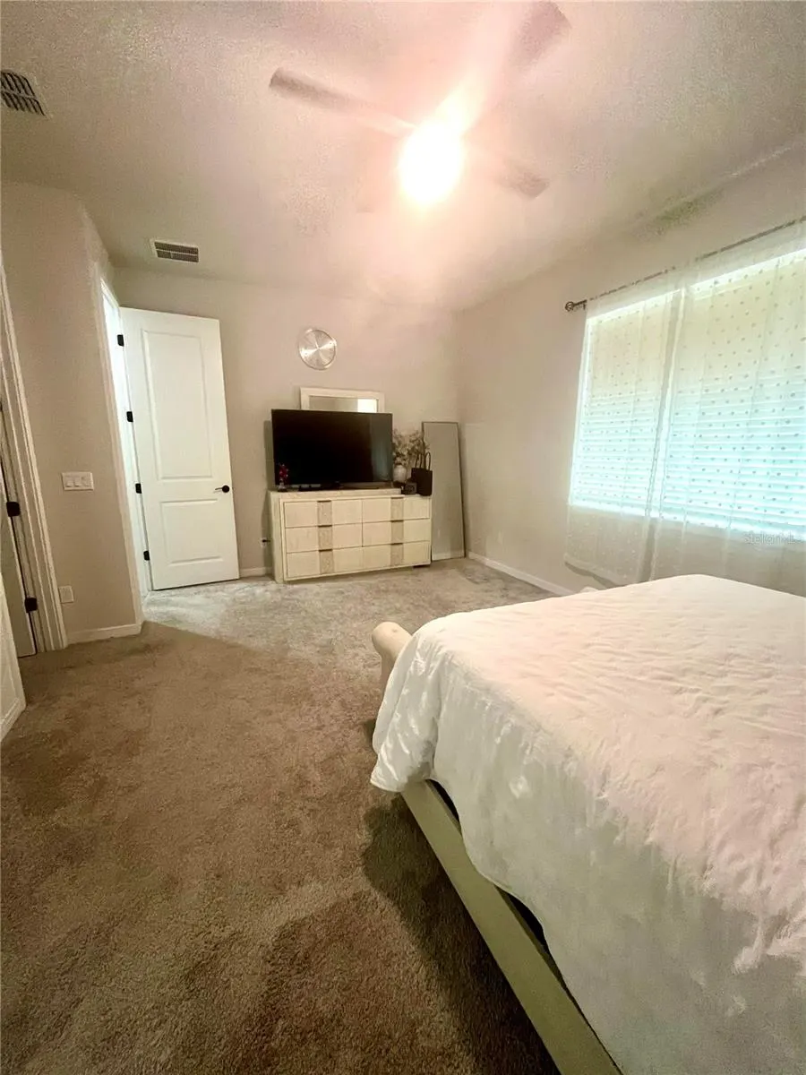 5664 ARBORVISTA DR