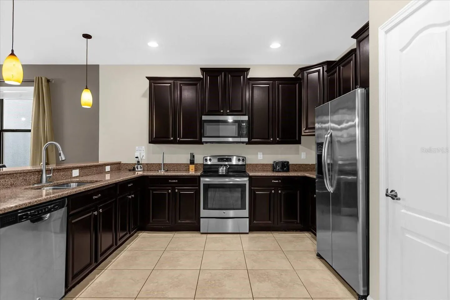 1429 WEXFORD WAY