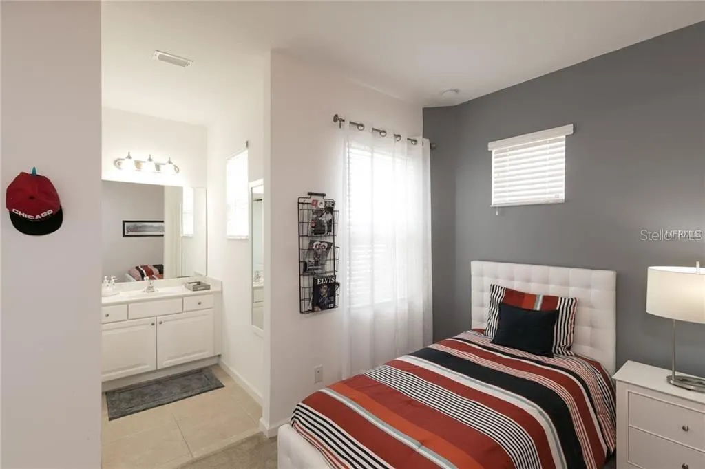 4388 ACORN CT
