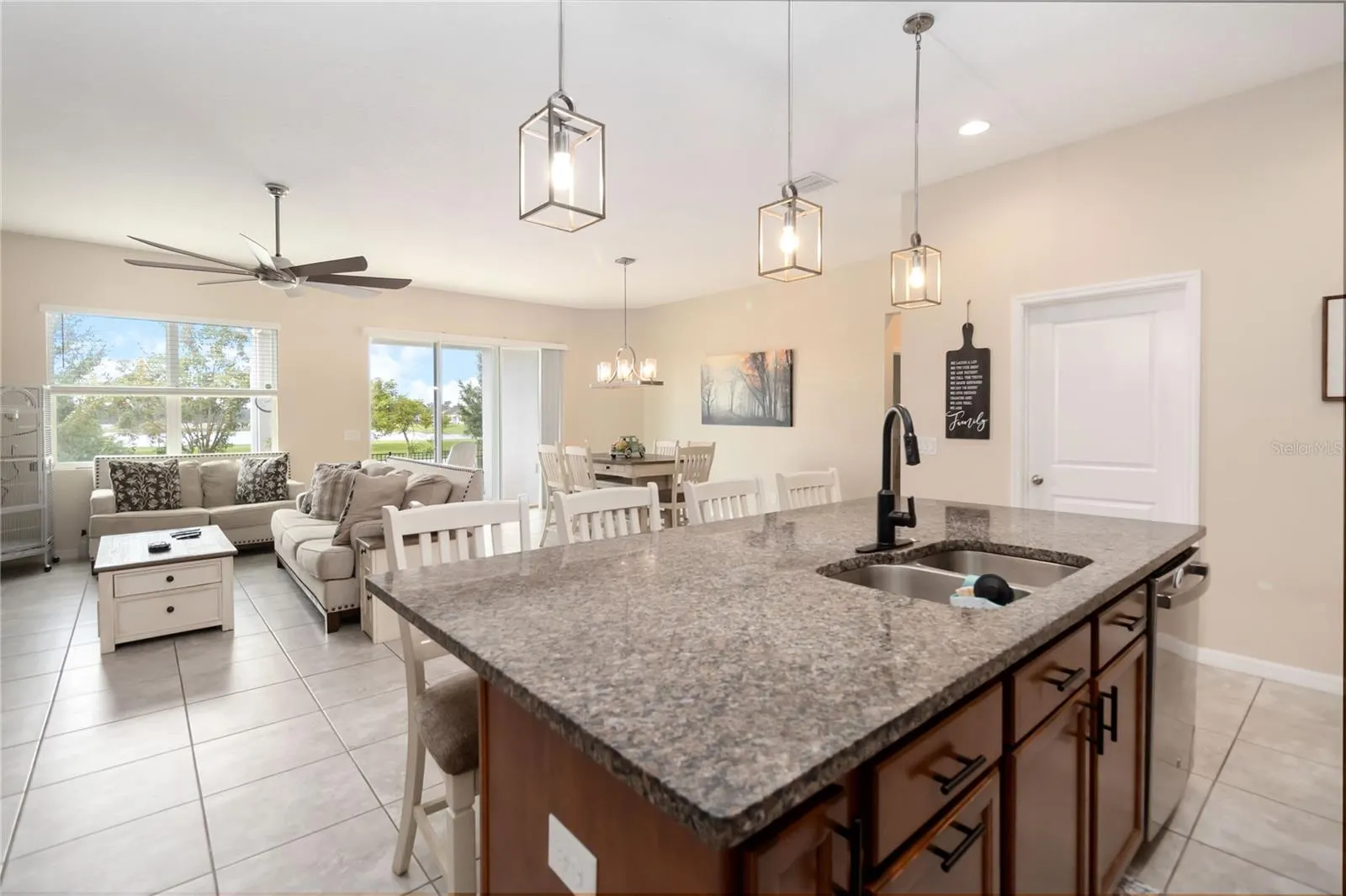 2119 BRILLANTE DR