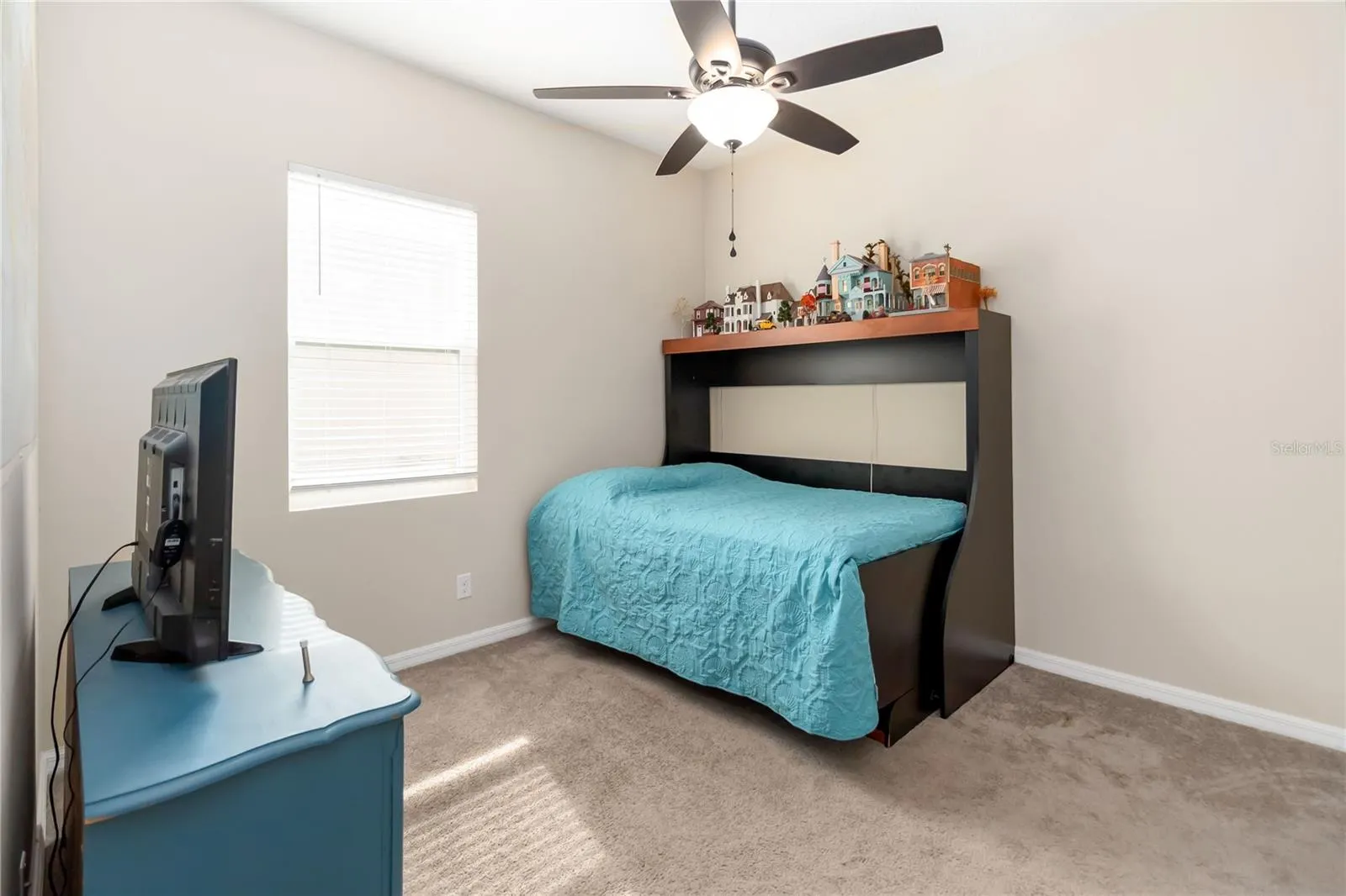2119 BRILLANTE DR