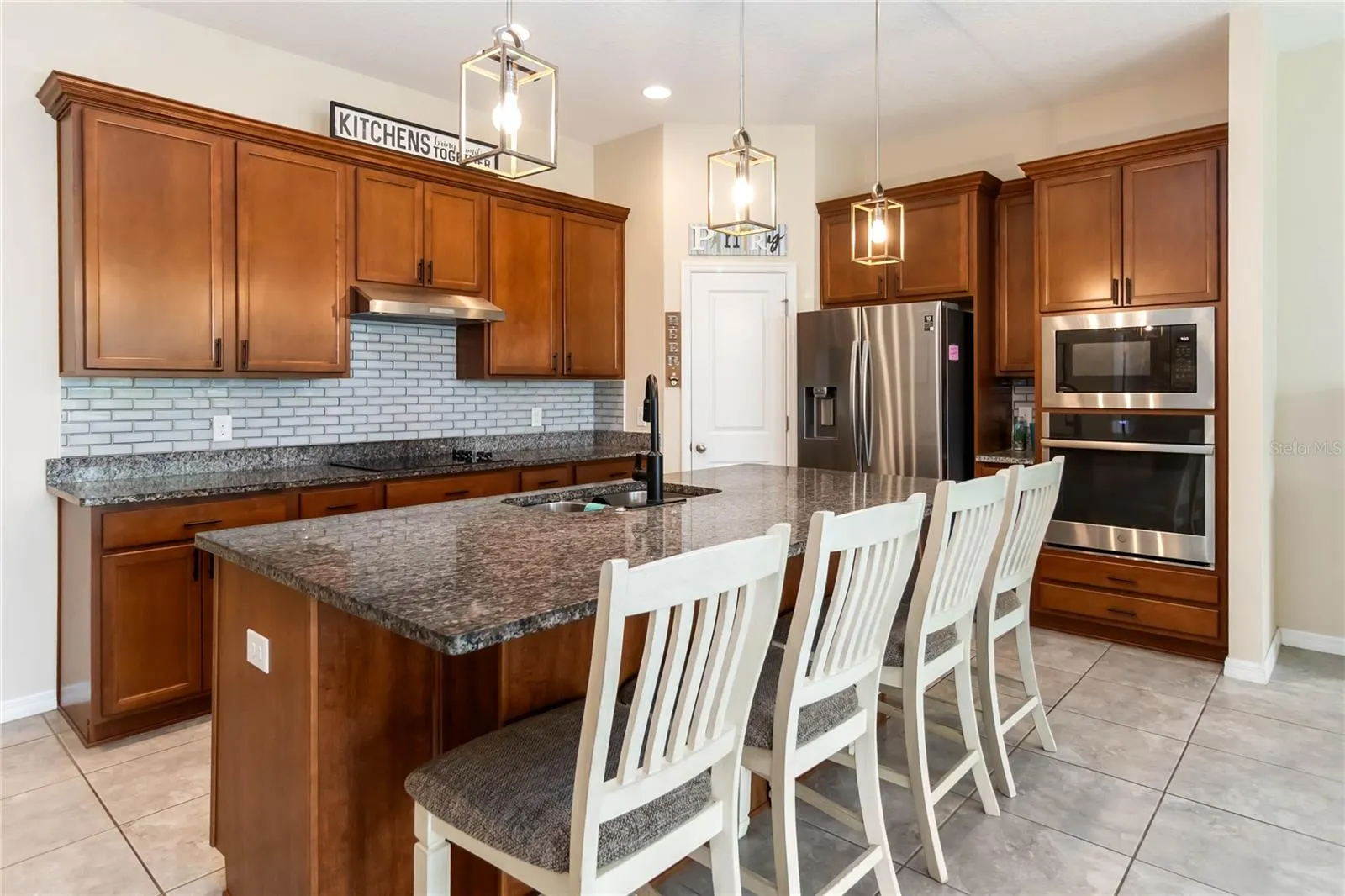 2119 BRILLANTE DR