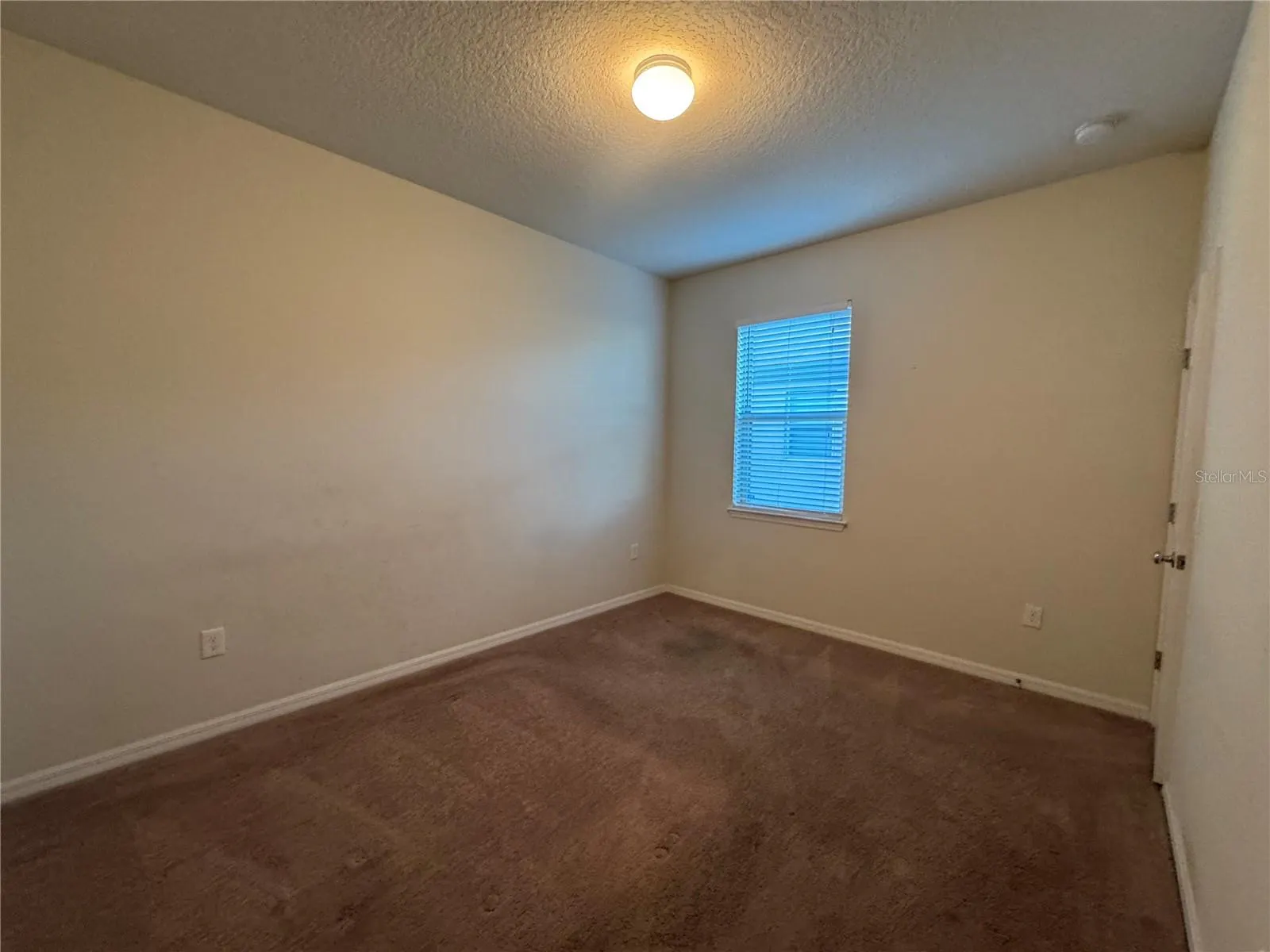8738 HINSDALE HEIGHTS DR