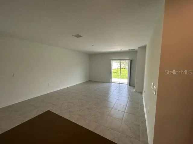 949 JACKSON AVE