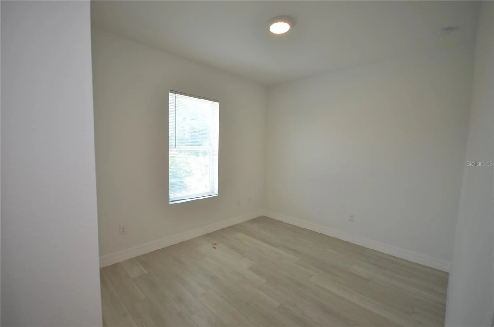272 PELTON CIR