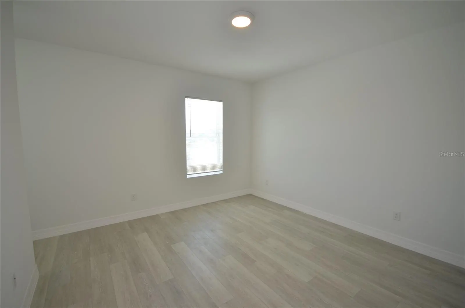 272 PELTON CIR