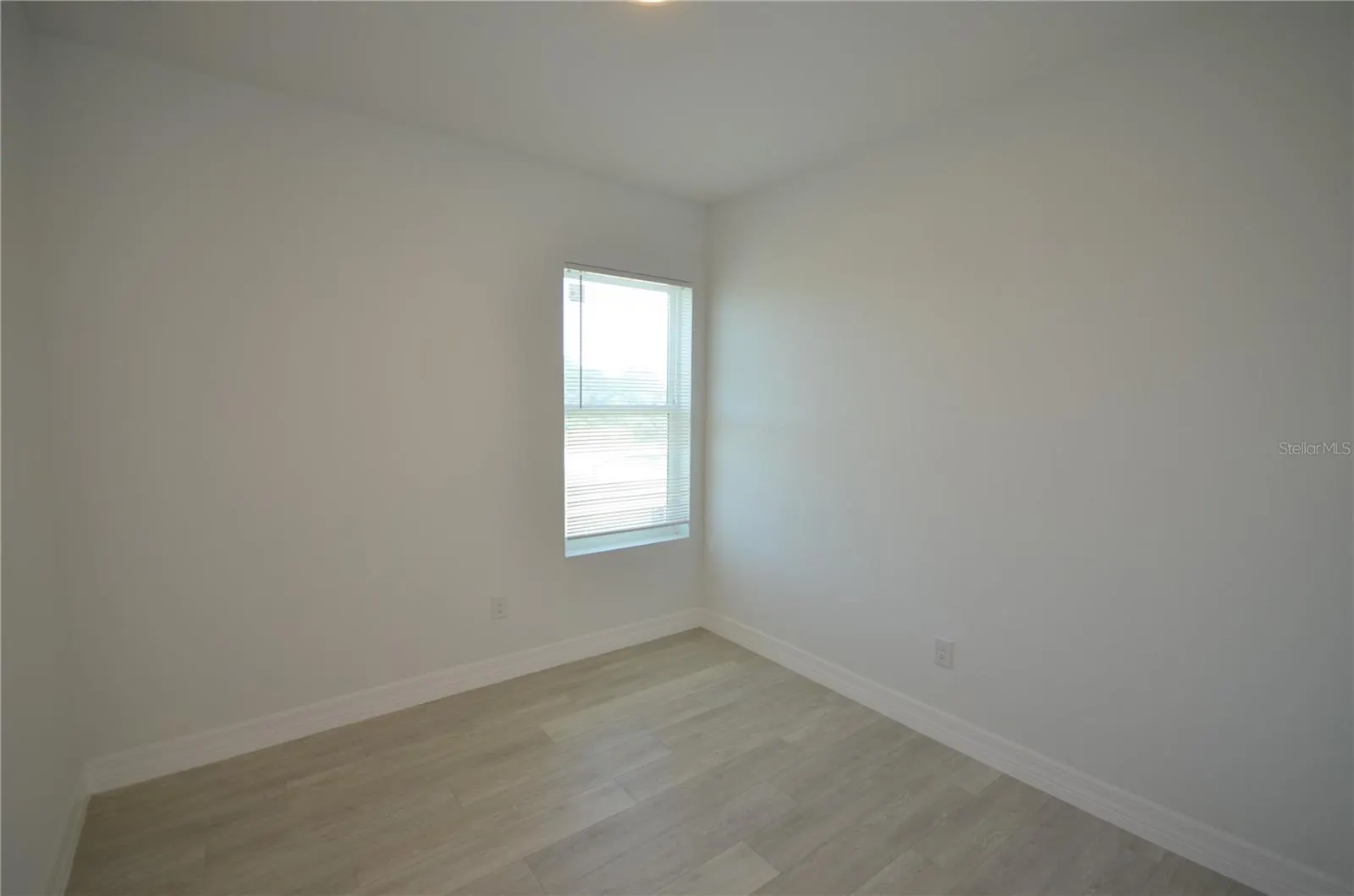 272 PELTON CIR
