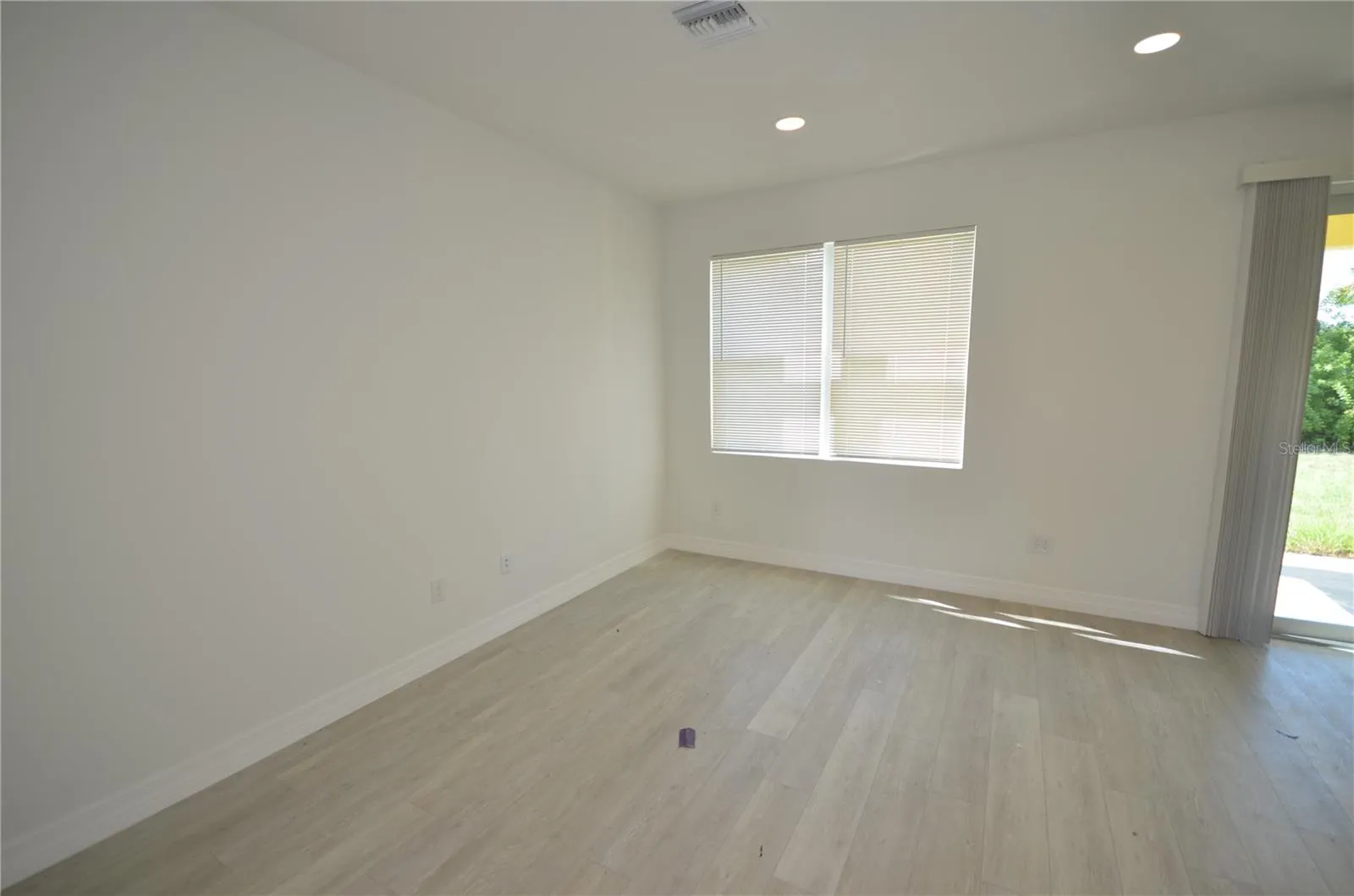 272 PELTON CIR