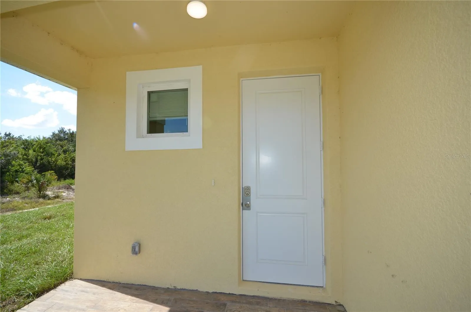 272 PELTON CIR