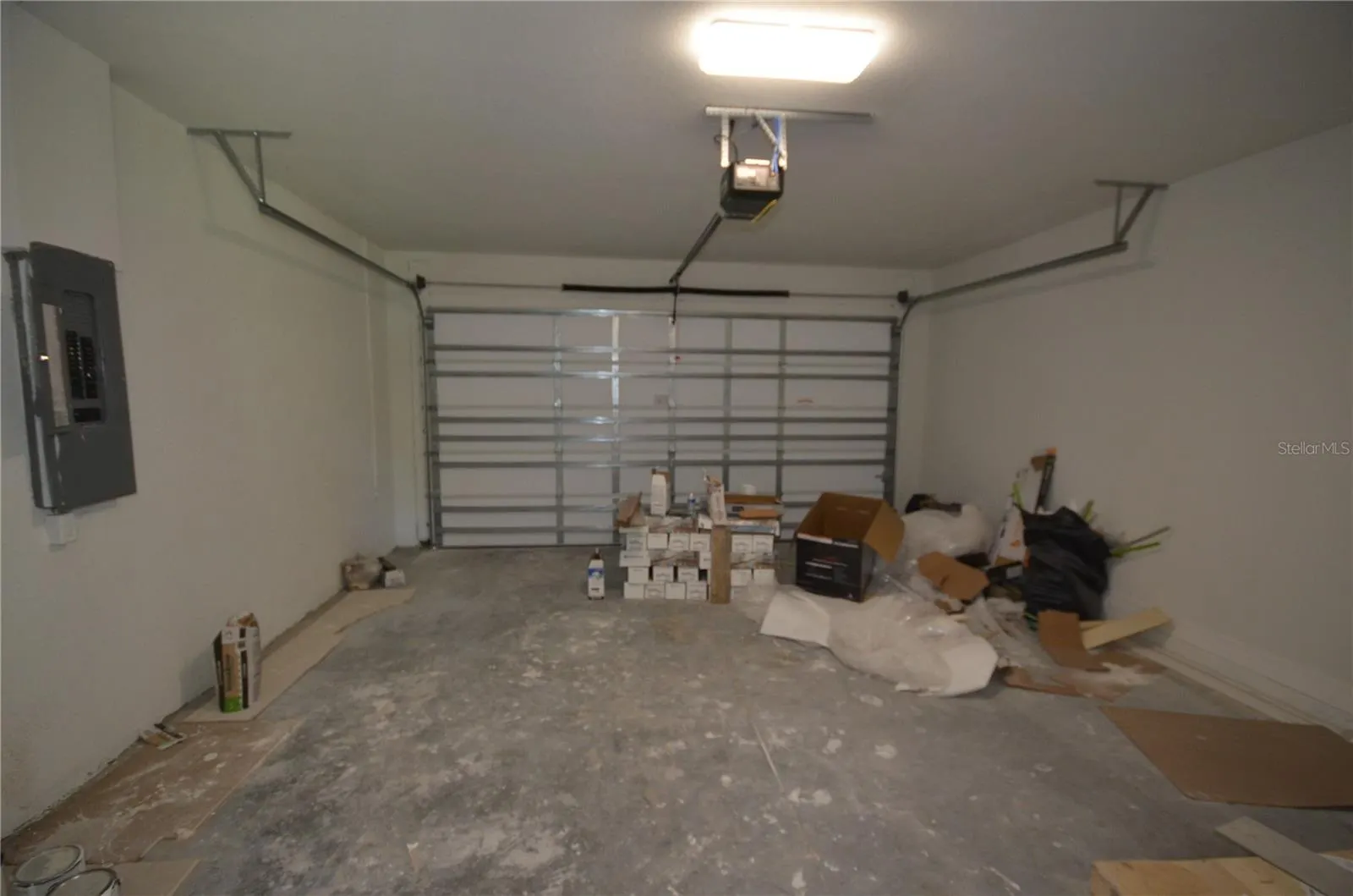 272 PELTON CIR