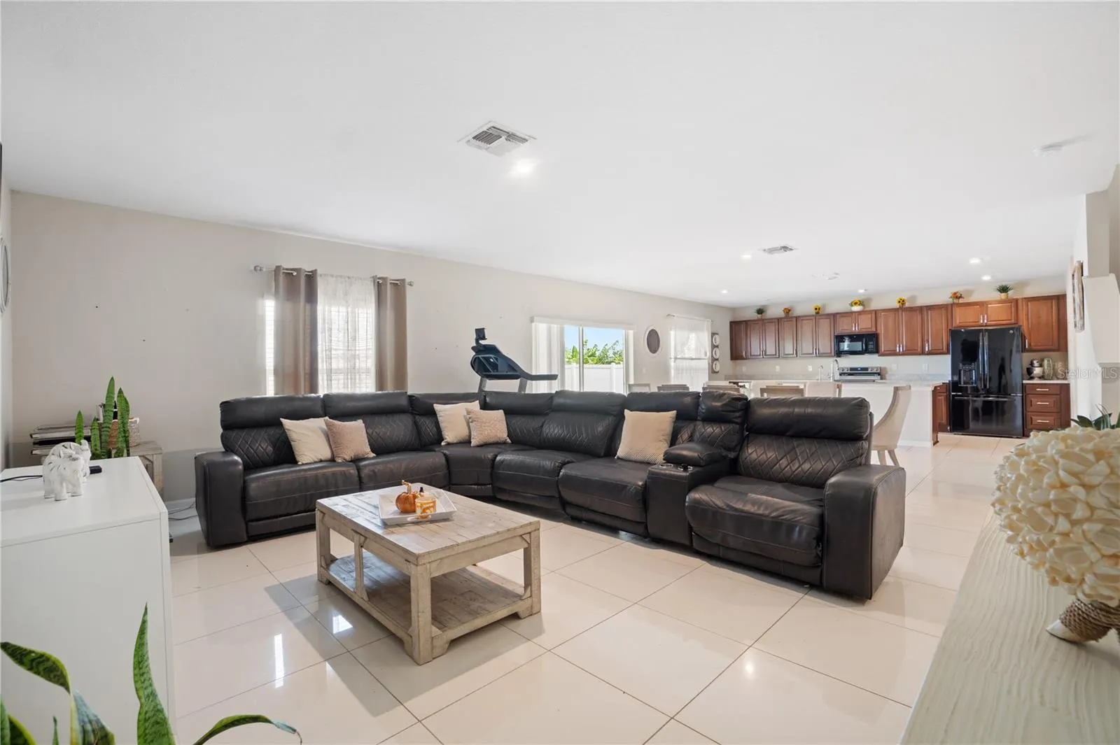 365 QUARRY ROCK CIR