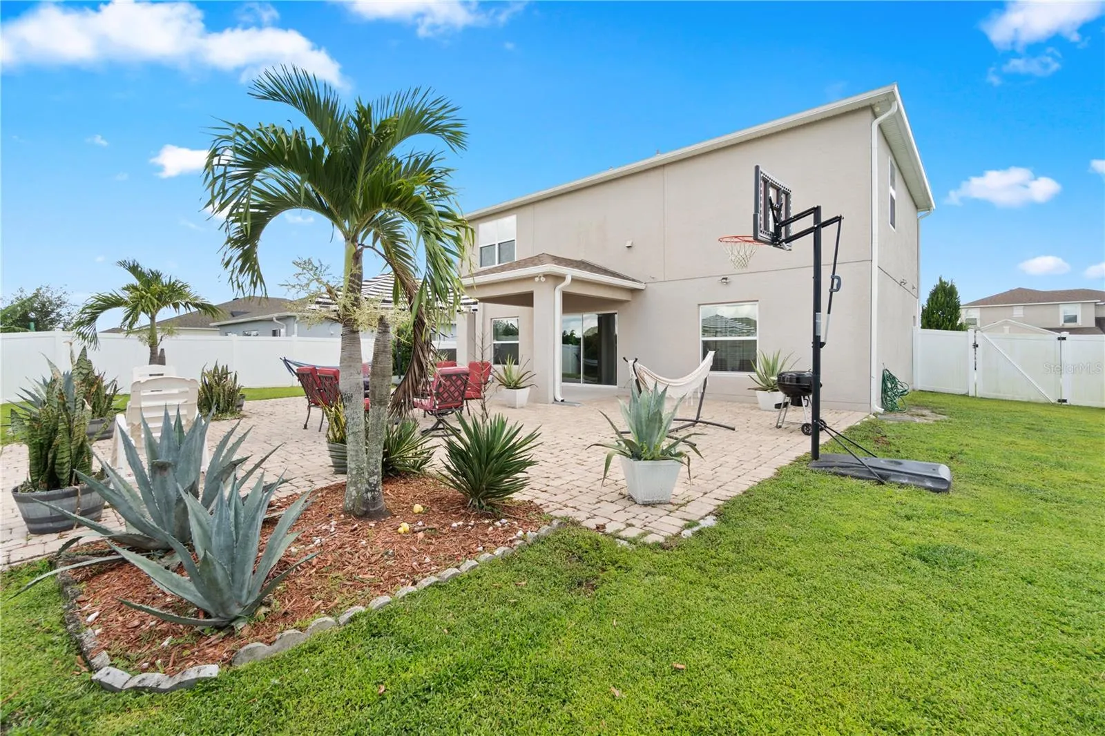 365 QUARRY ROCK CIR