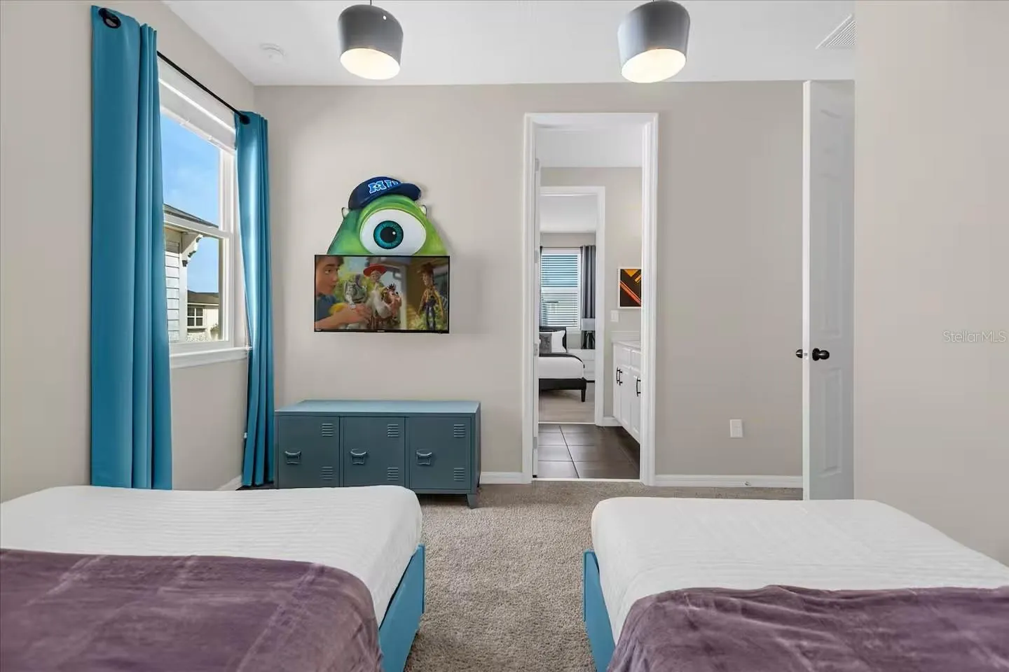 1580 NASSAU POINT TRL
