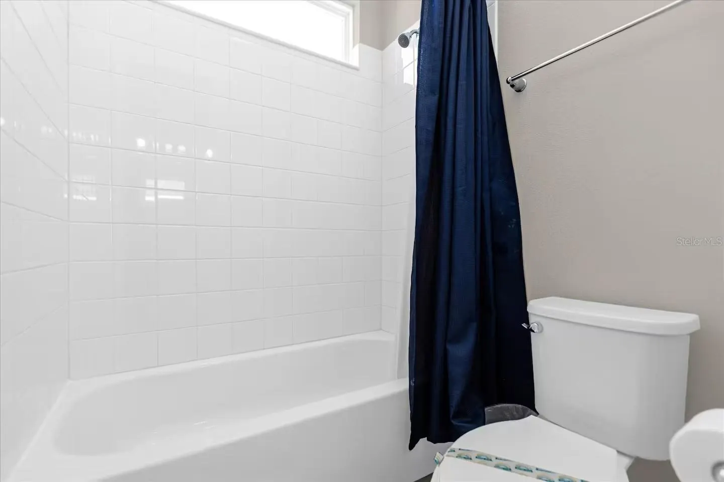 1580 NASSAU POINT TRL