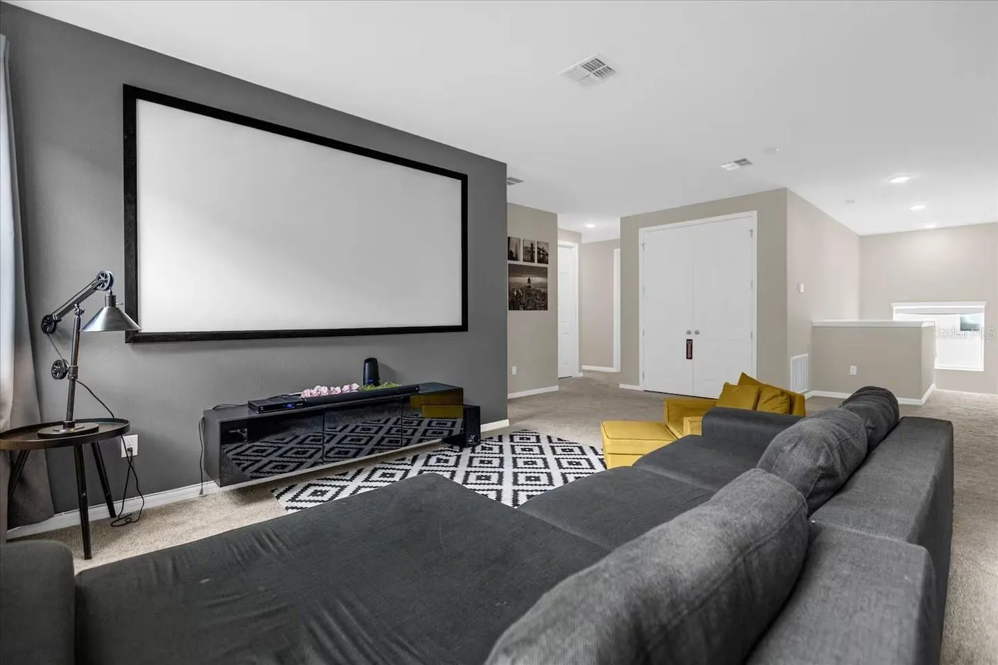 1580 NASSAU POINT TRL
