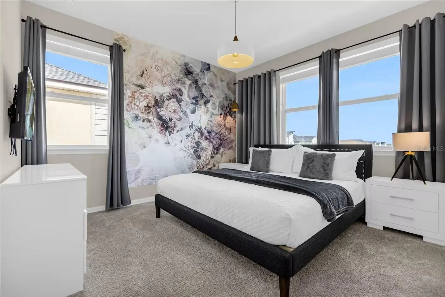 1580 NASSAU POINT TRL