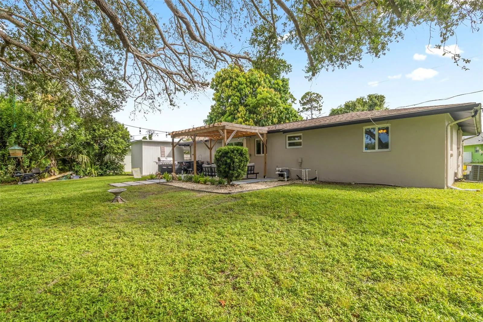 2586 AUBURN BLVD