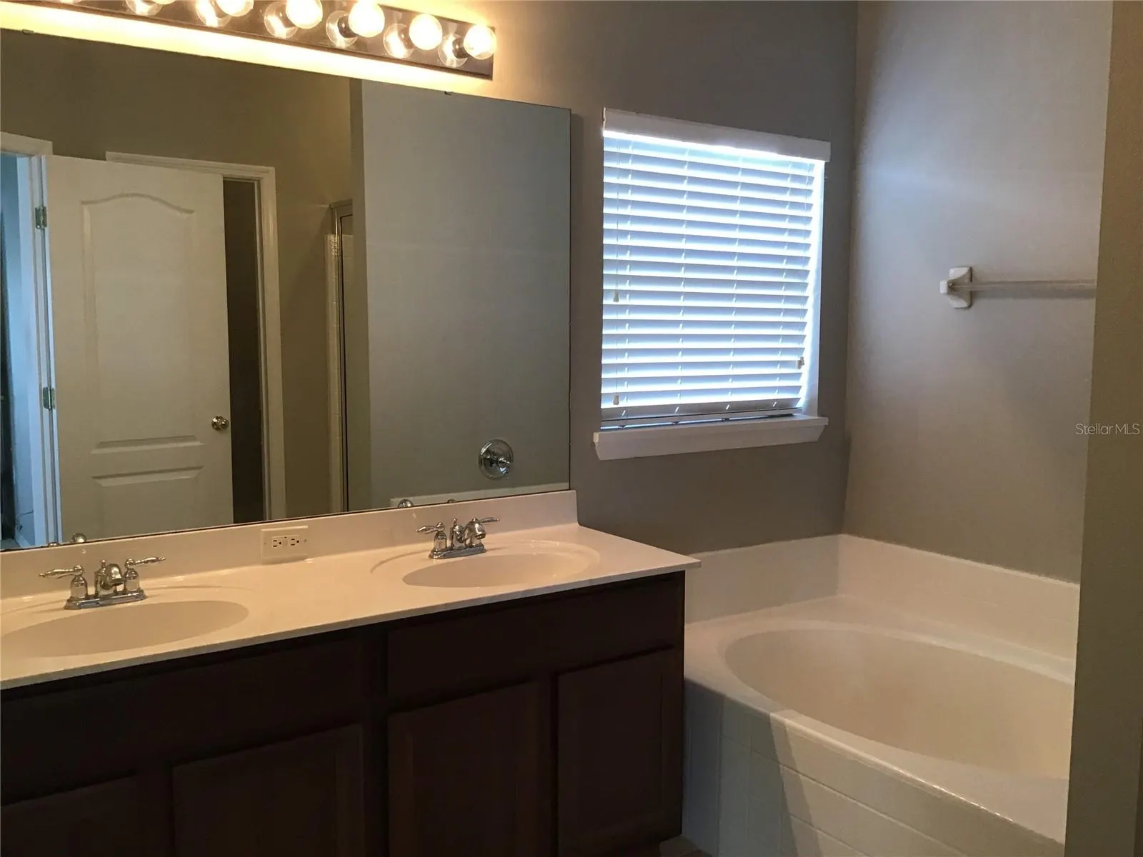 3897 WOOD THRUSH DR