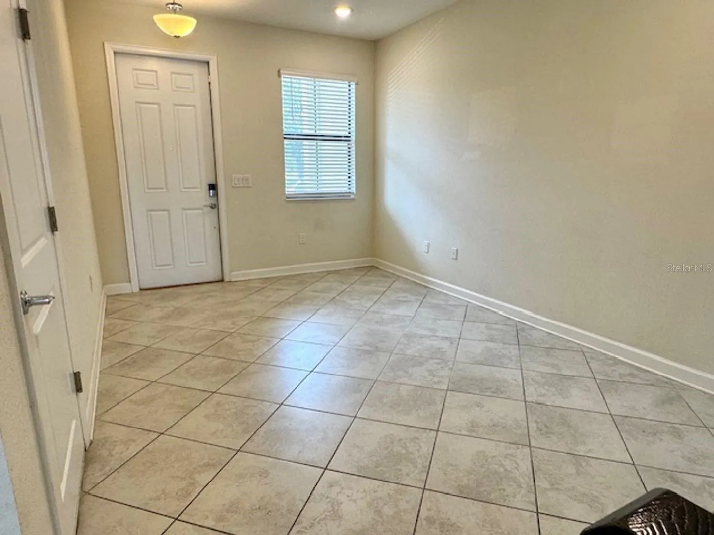 1224 ROYAL ST GEORGE BLVD