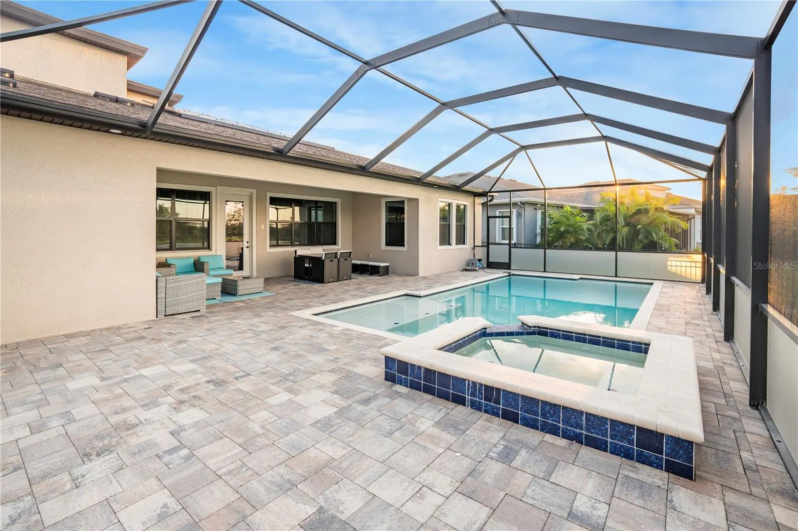 7523 PARADISO DR