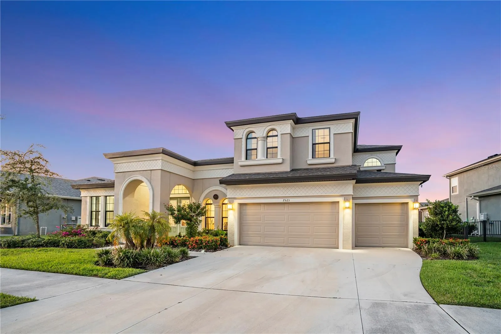 7523 PARADISO DR
